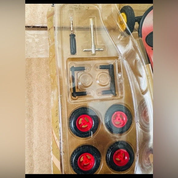 VINTAGE 2000 Tech Deck MBS Razor Mountain Board Fingerboard Tools + Wheels - Picture 3 of 7